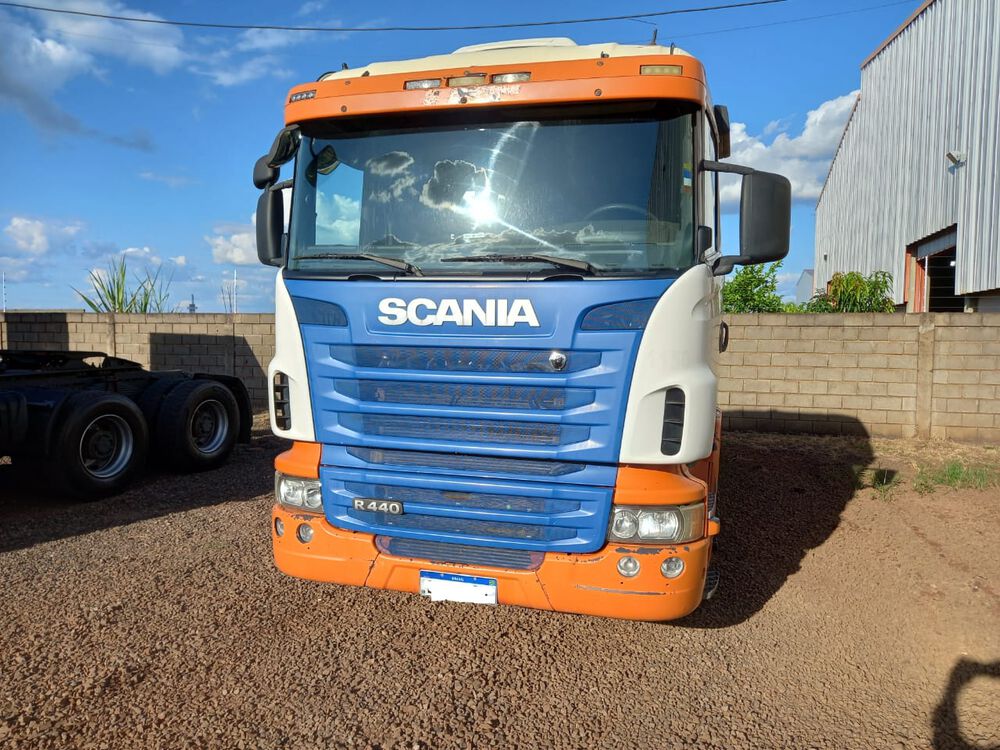 SCANIA R440 6X2 image number 2